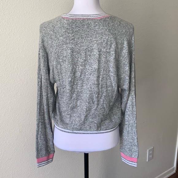 3/$15 MAKE + MODEL All Star Lounge Pullover Grey - Picture 5 of 7